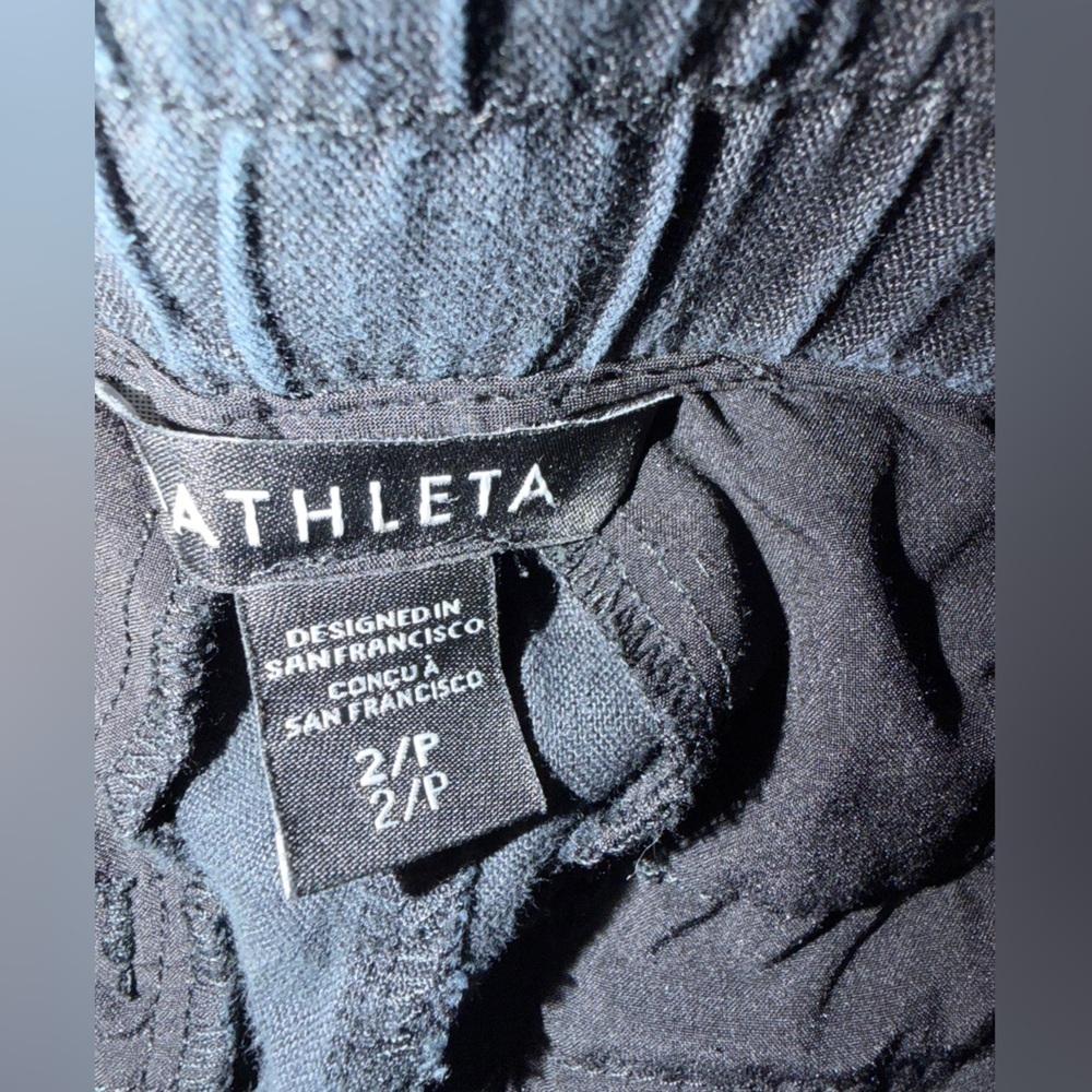 Athleta women’s  Dark Blue Cargo Pants Stretchy  Waistband - Picture 3 of 9